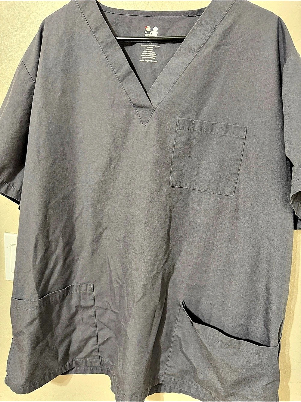 Dagacci Unisex V-Neck Scrub Top Gray Tunic